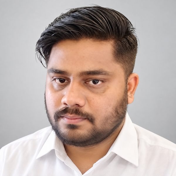 Deepak Jaiswal — Passed after repeated failures, Audit student of CA Ravi Taori